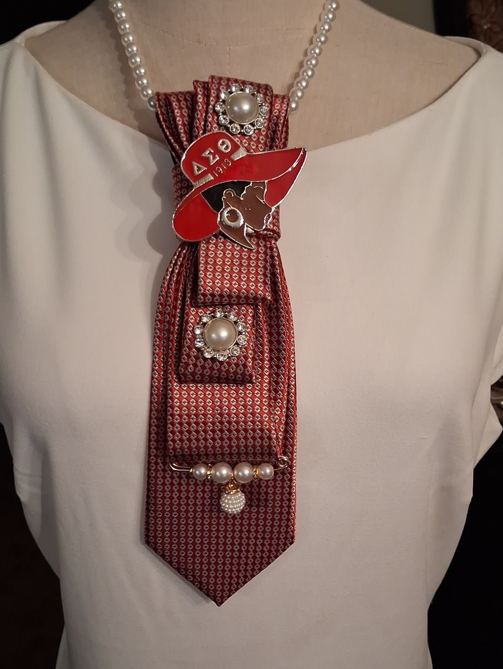 UMO Lorenzo Upcycled Necktie Necklace